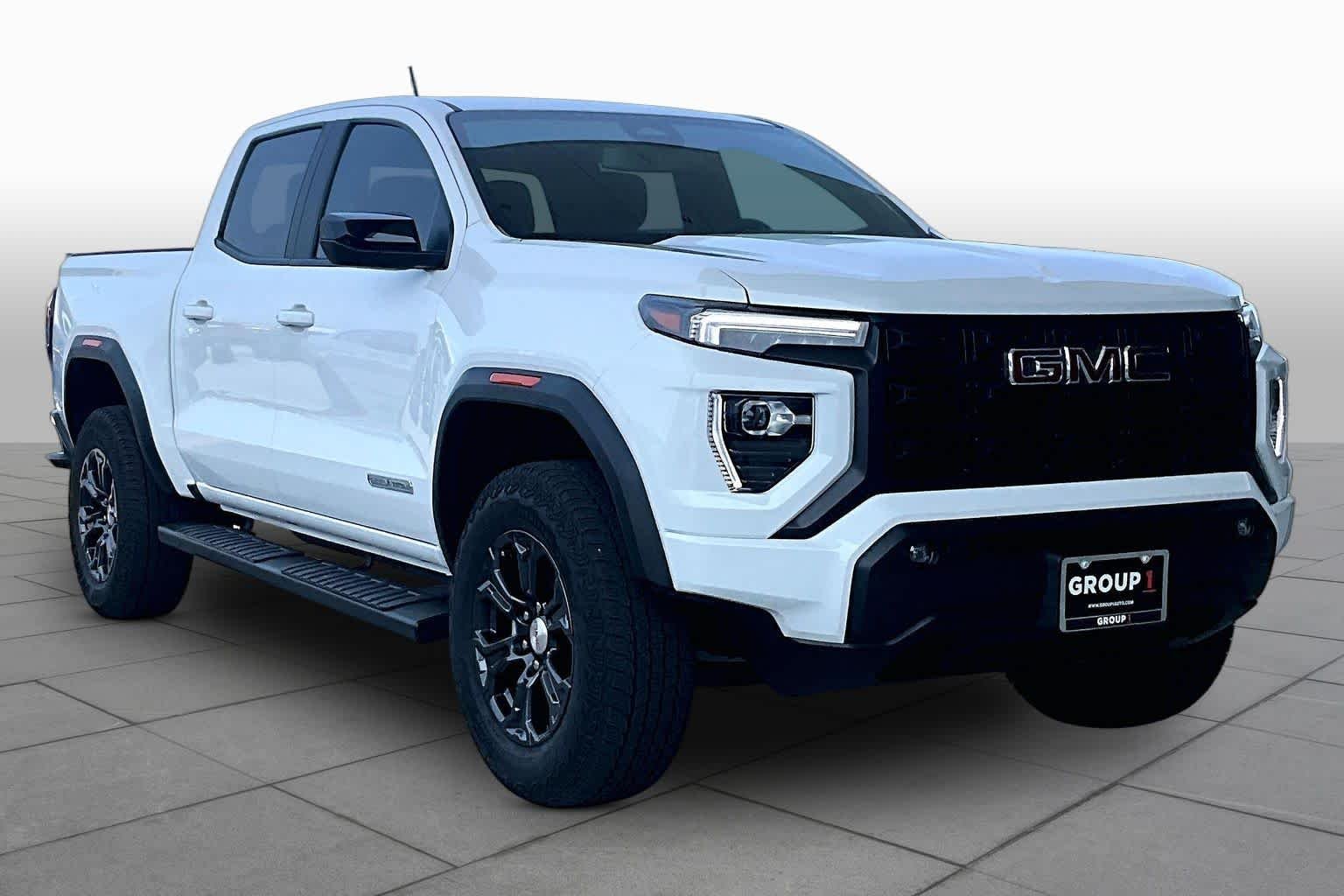 Used 2024 Summit White GMC 2WD Elevation image 3