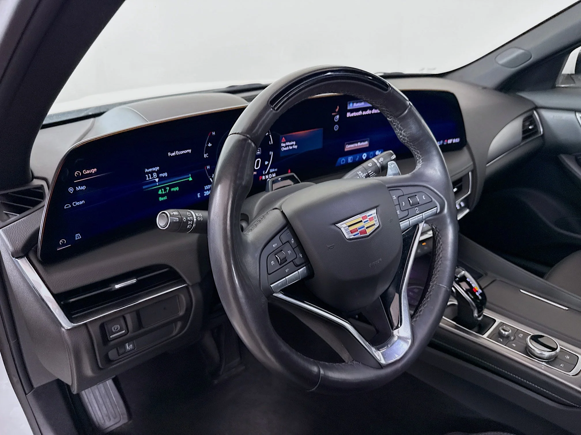 Used 2025 Summit White Cadillac Premium Luxury image 9