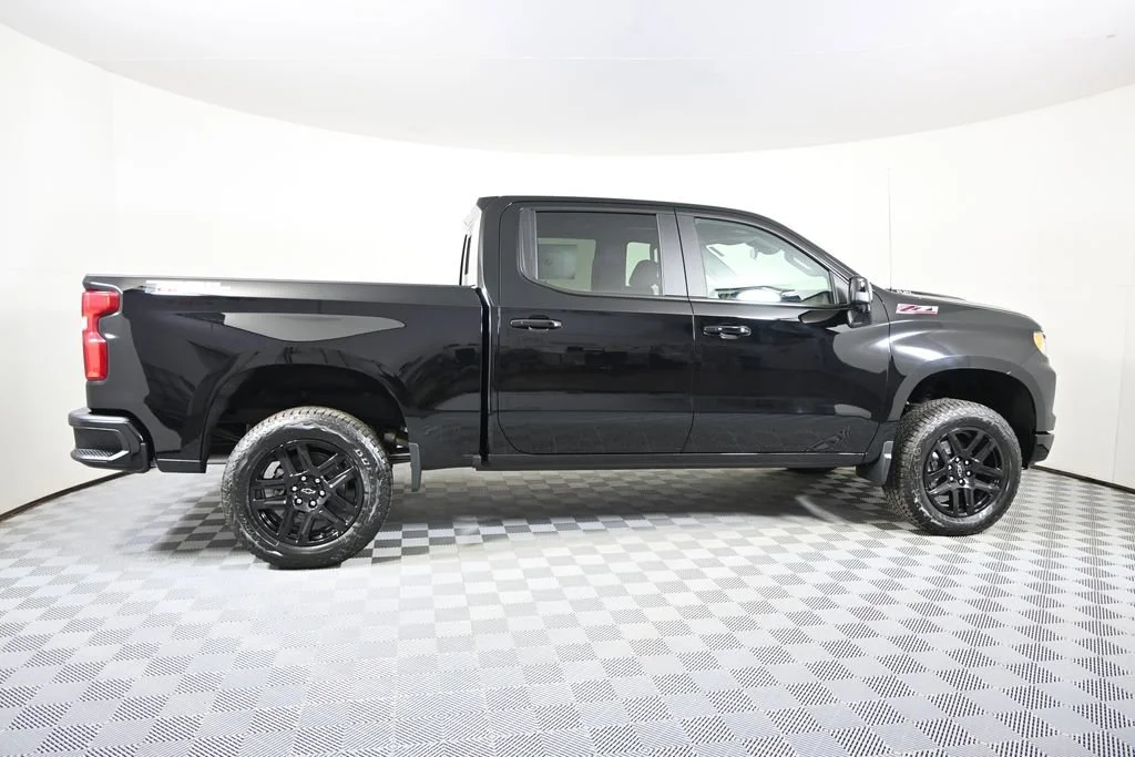 2026 Chevrolet Silverado 1500 LT Trail Boss - Photo 8