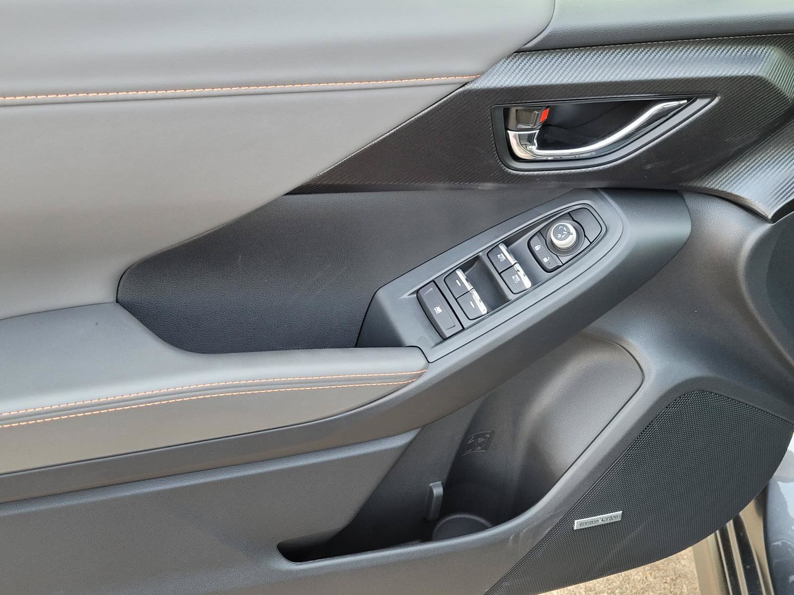 New 2026 MAGNETITE GRAY PEARL Subaru Limited Hybrid image 4