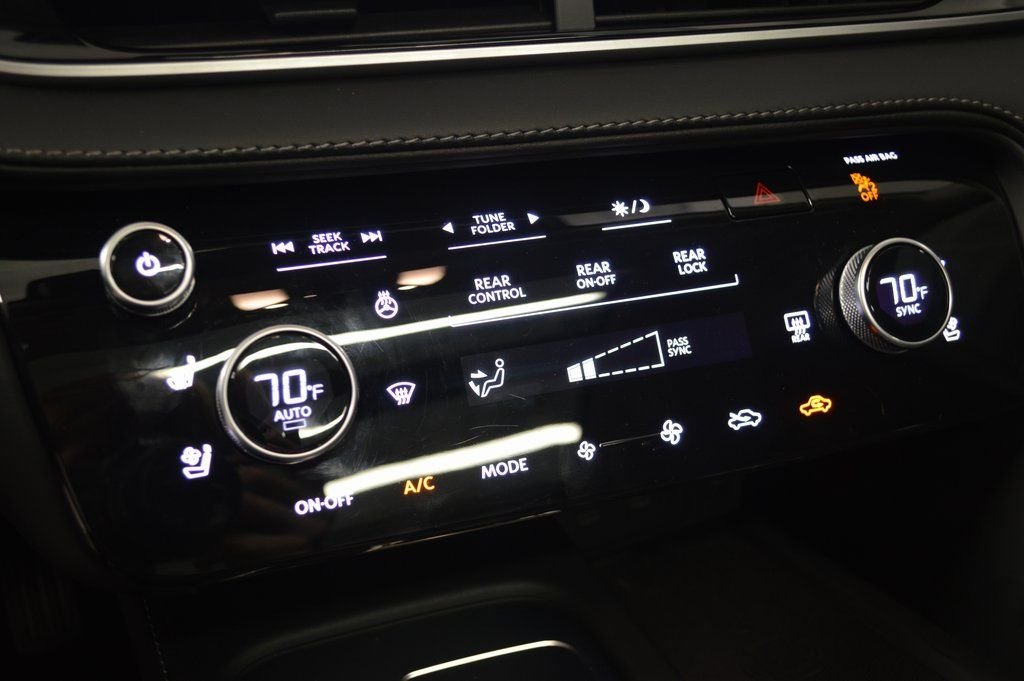 Used 2026 Gray INFINITI LUXE image 30