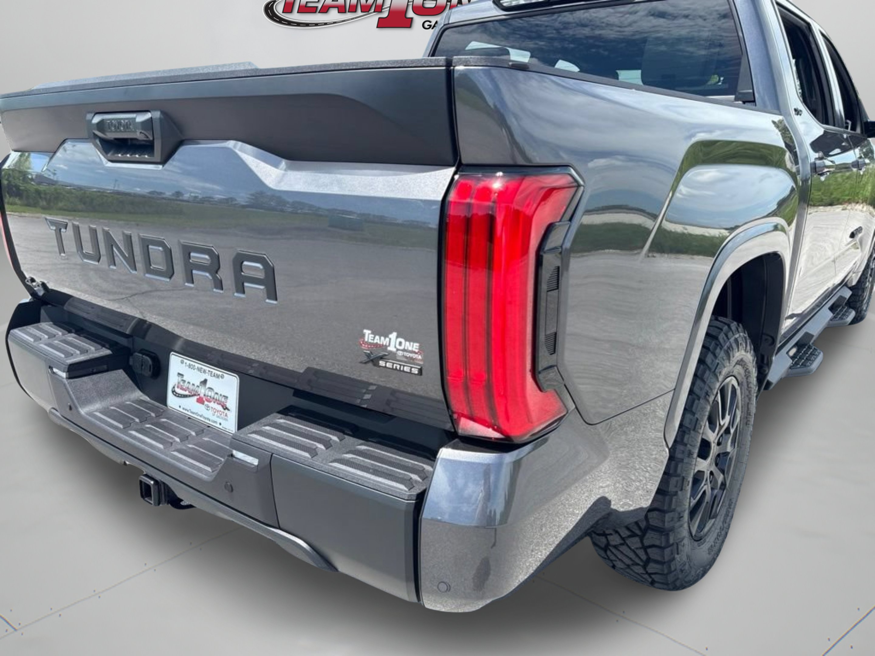 New 2026 Magnetic Gray Metallic Toyota SR5 image 32