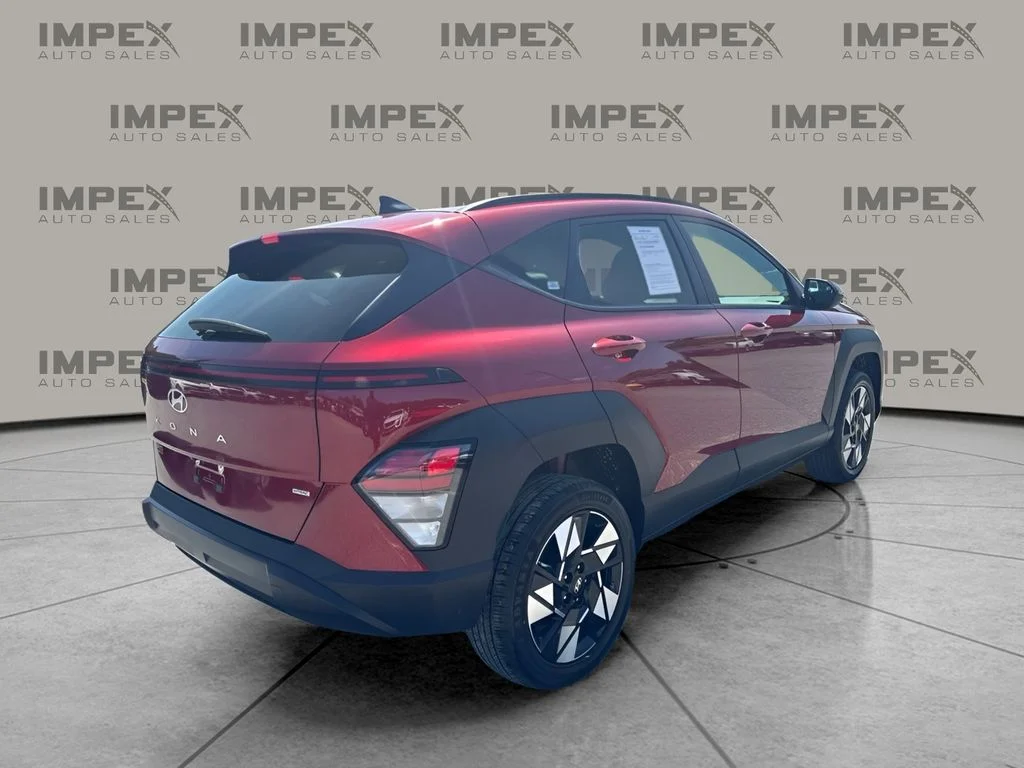 Used 2024 Red Hyundai SEL image 3