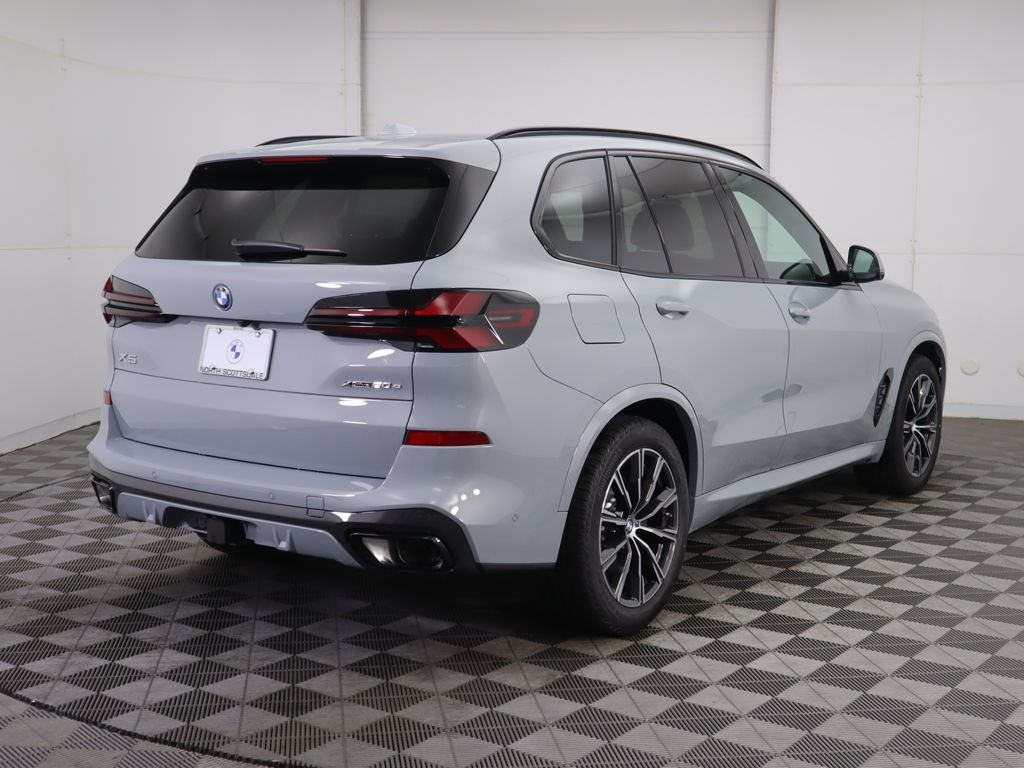 Used 2026 Gray Metallic BMW xDrive50e image 5