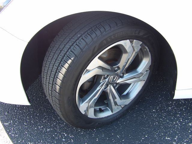 Used 2019 Platinum White Pearl Honda EX image 40