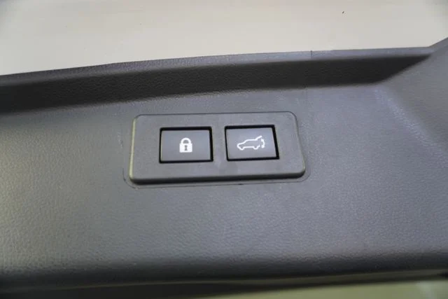 Certified Used 2025 White Subaru Onyx Edition image 38