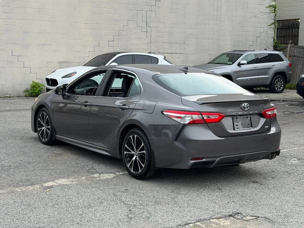 Used 2020 Gray Toyota SE image 4