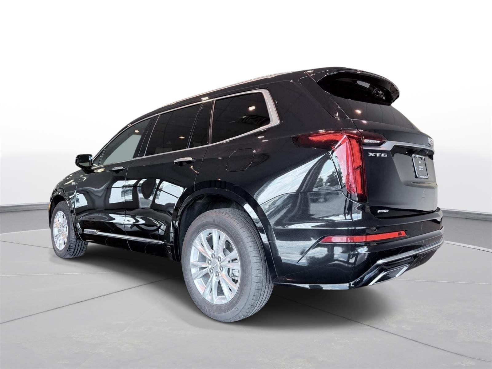 Used 2024 Stellar Black Metallic Cadillac AWD Luxury image 12