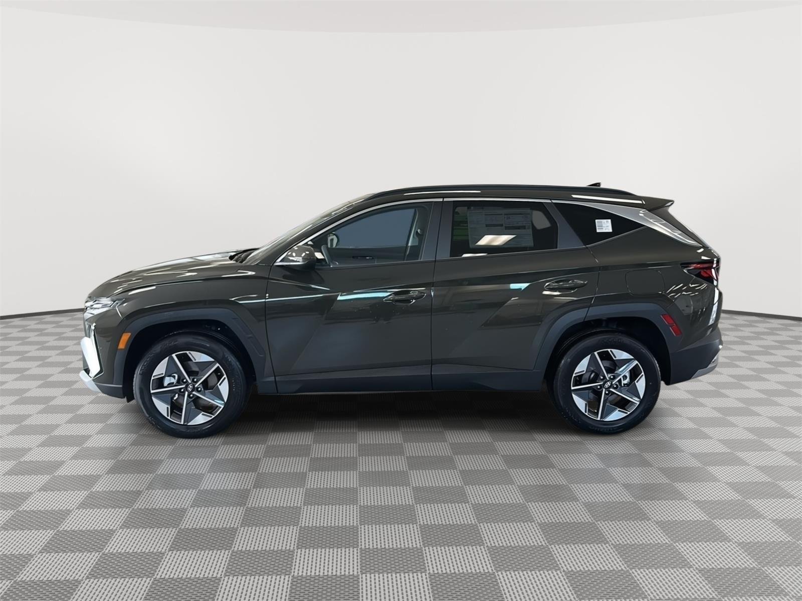 Used 2026 Rockwood Green Hyundai SEL image 9