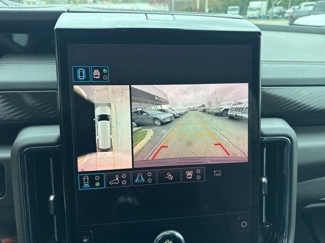 2025 GMC Yukon XL AT4 - Photo 31
