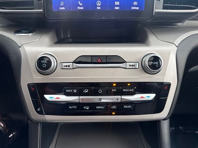 Used 2023 Gray Ford XLT image 16