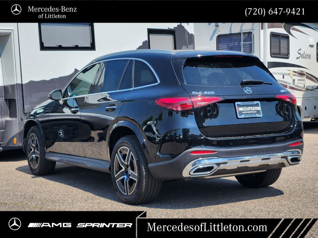 New 2026 Black Mercedes-Benz GLC 300 image 5