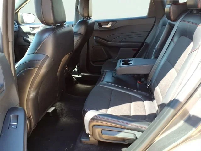 Used 2025  Ford ST-Line Select image 18