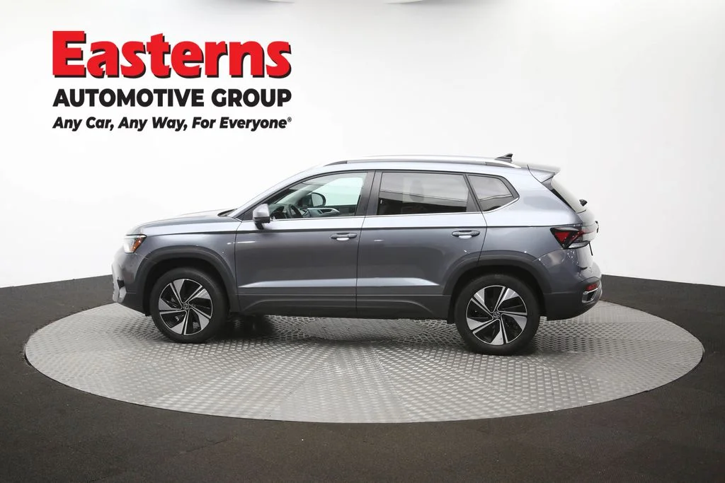 Used 2025 Gray Volkswagen 1.5T SE image 59