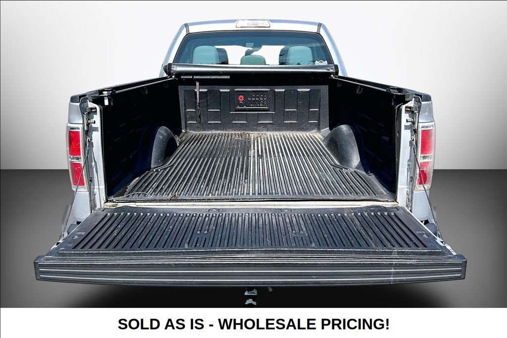 Used 2011 Silver Ford XL image 7