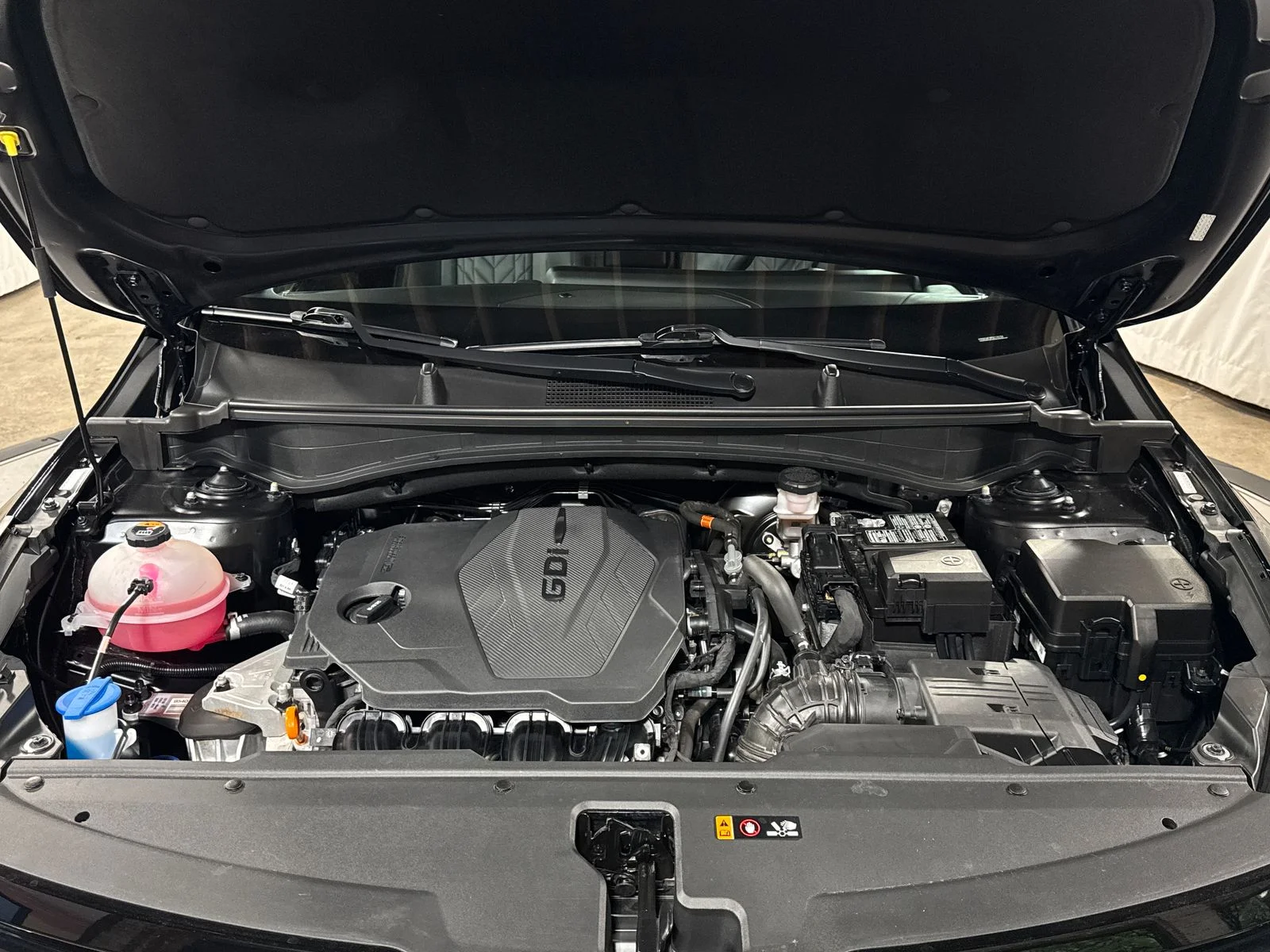 Used 2023 Ebony Black Kia X-Line image 29