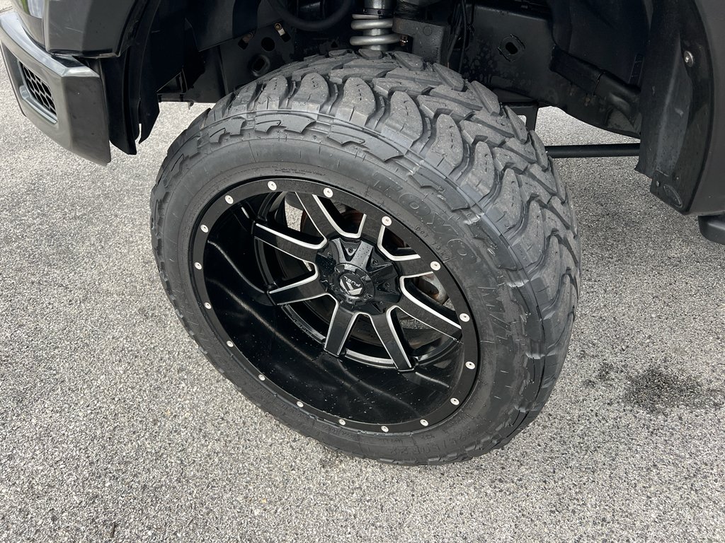 Used 2016 Shadow Black Ford XLT image 9