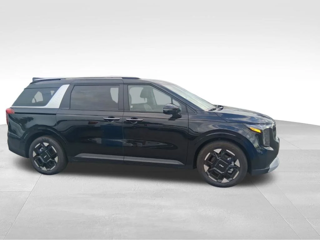 Certified Used 2026 Gray Kia LXS image 16