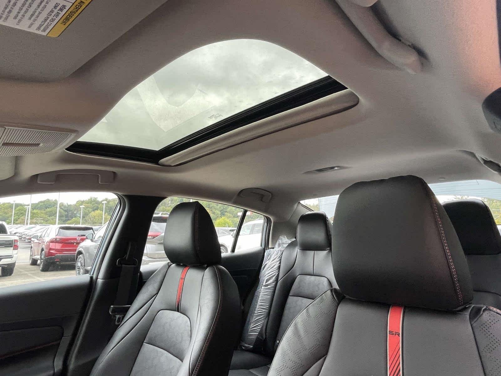New 2027 Atlantic Gray Metallic Nissan SR image 18