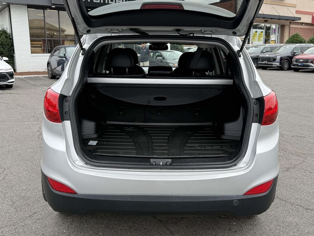 Used 2012 Silver Hyundai Limited image 31