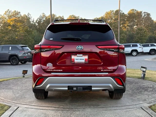 Used 2022 Red Toyota Platinum image 6