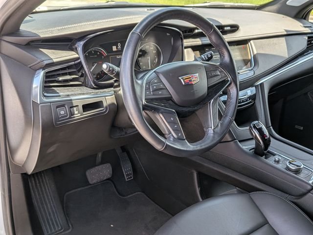 Used 2024 White Cadillac Premium Luxury image 35