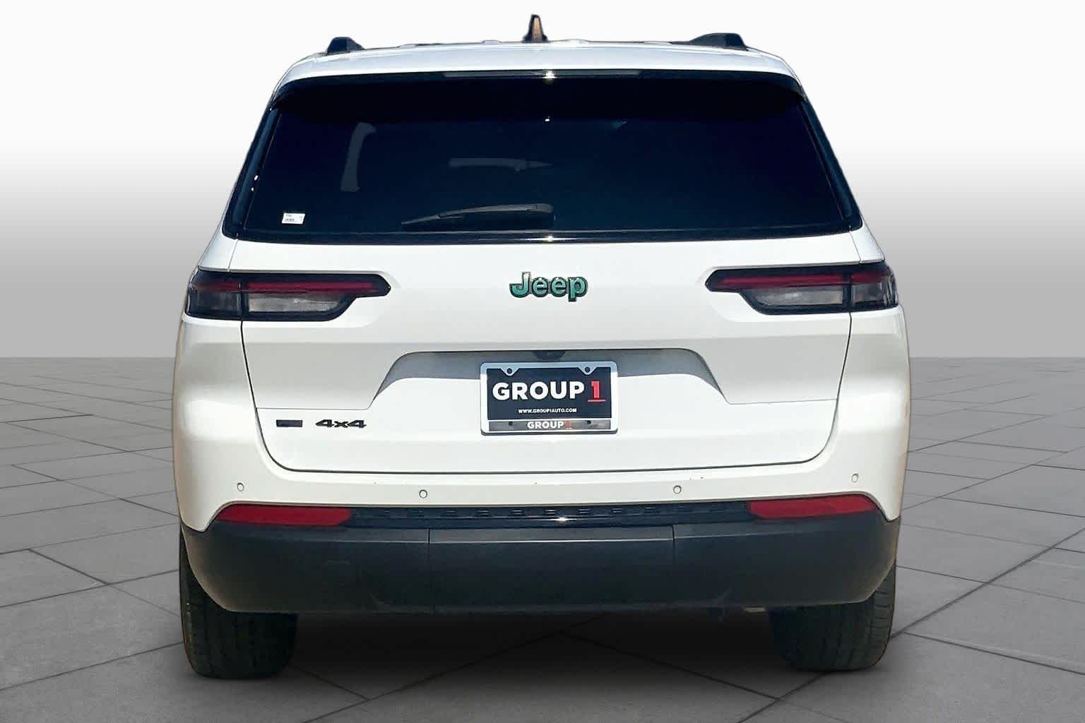 Used 2023 Bright White Clearcoat Jeep Altitude image 5
