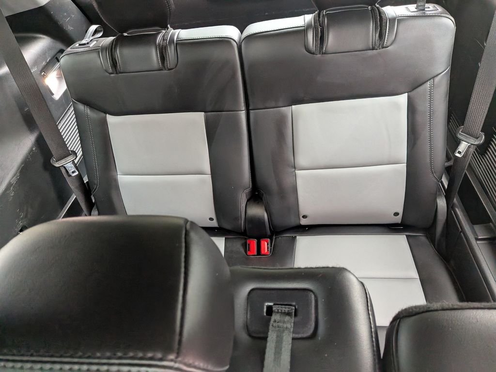 Used 2023 Black Metallic Ford XLT image 38