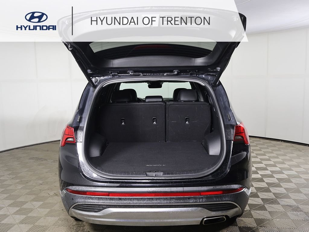 Used 2023 Black Hyundai Limited image 19