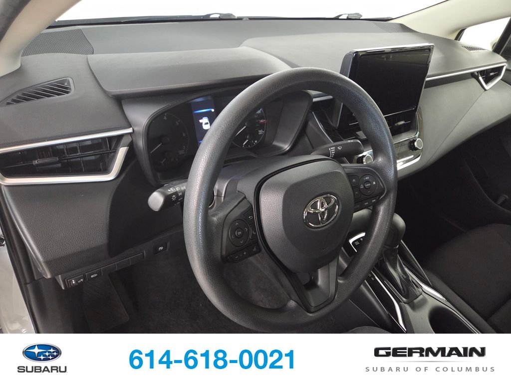 Used 2023 White Toyota LE image 17