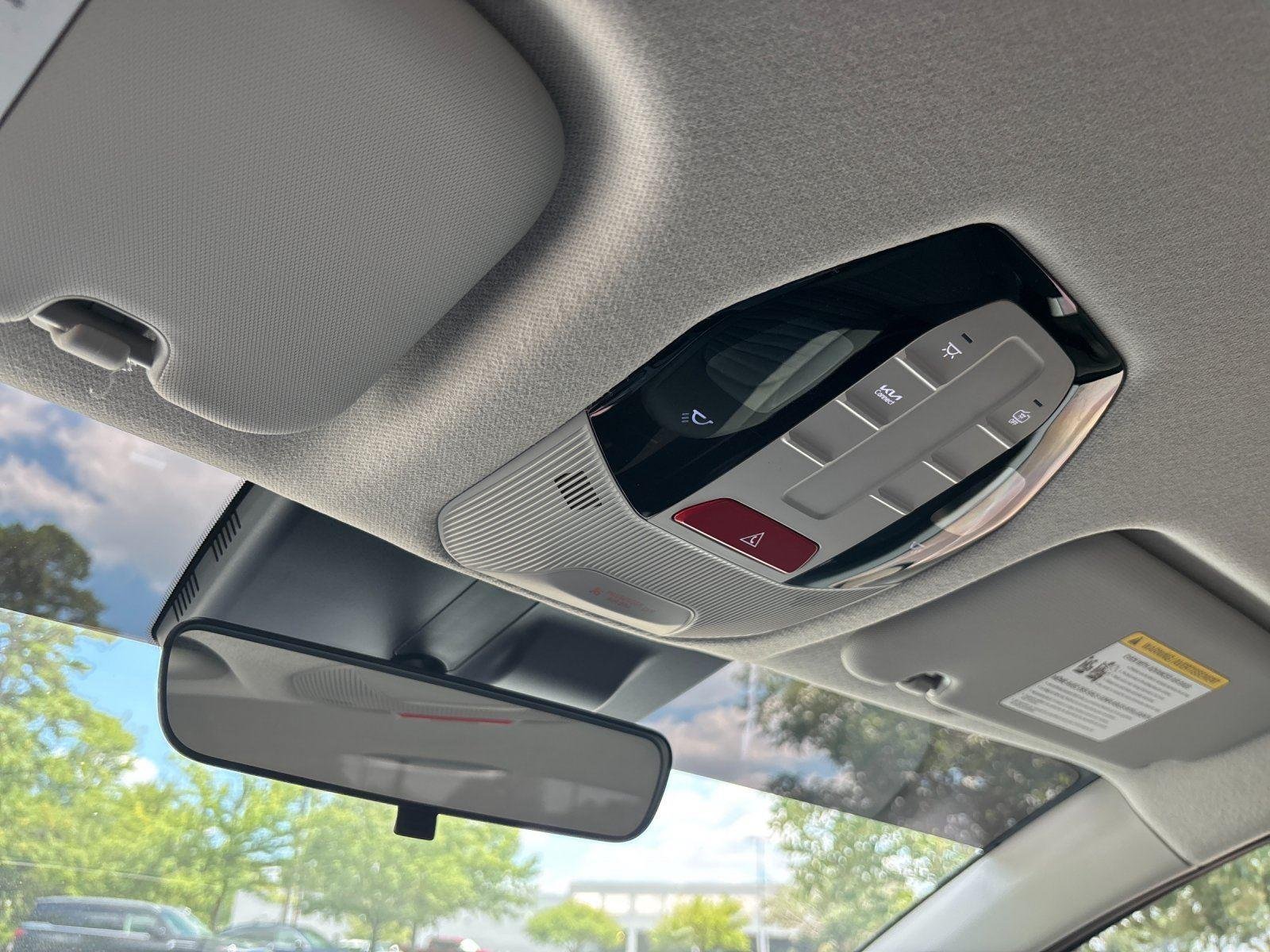 Used 2025 Interstellar Gray Kia EX image 30