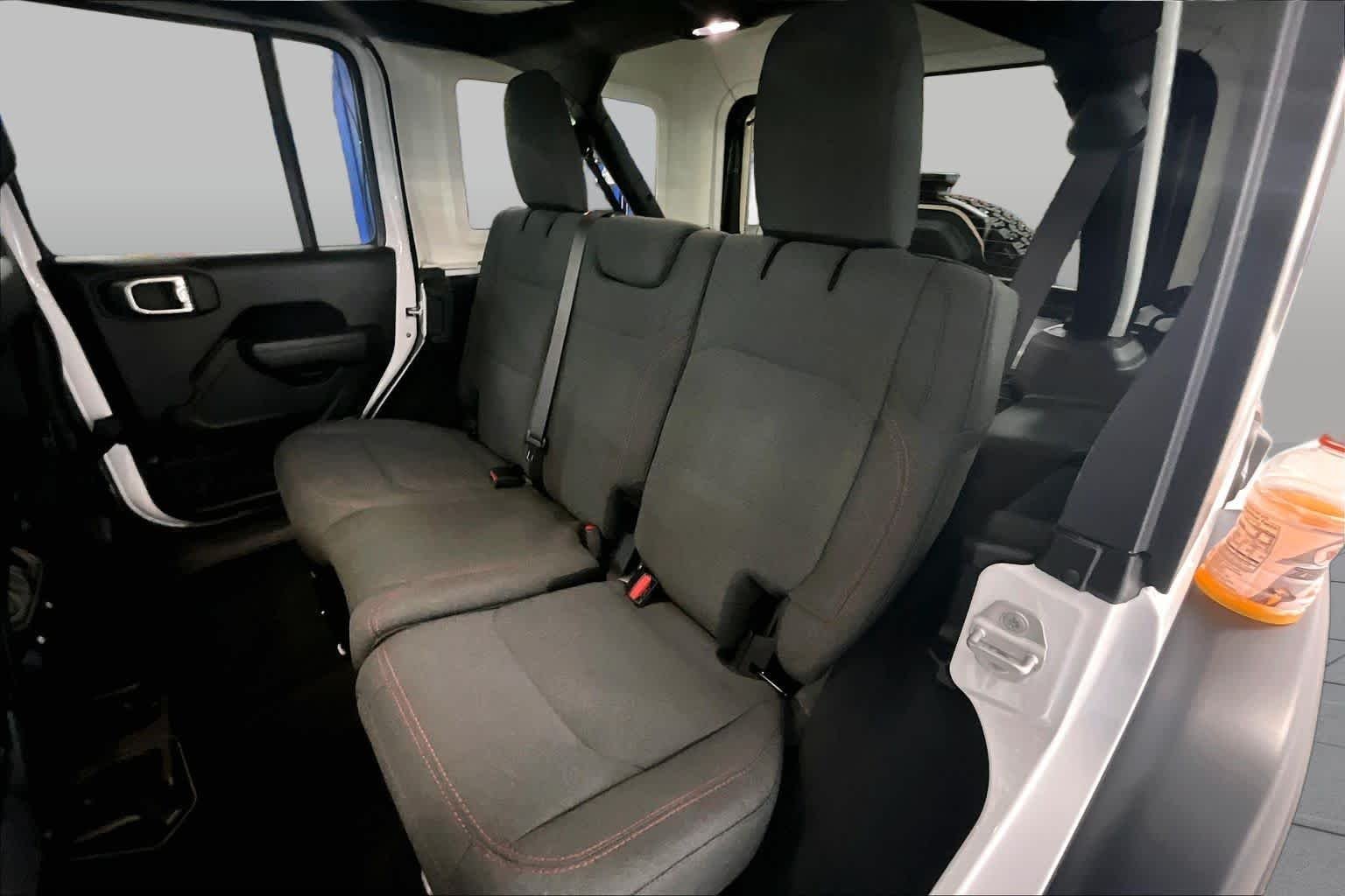 Used 2026 Bright White Clearcoat Jeep Rubicon image 19
