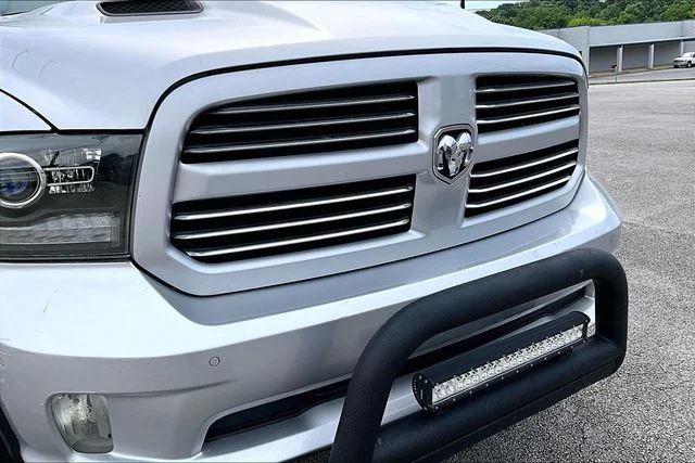 Used 2014 Silver Ram Sport image 27