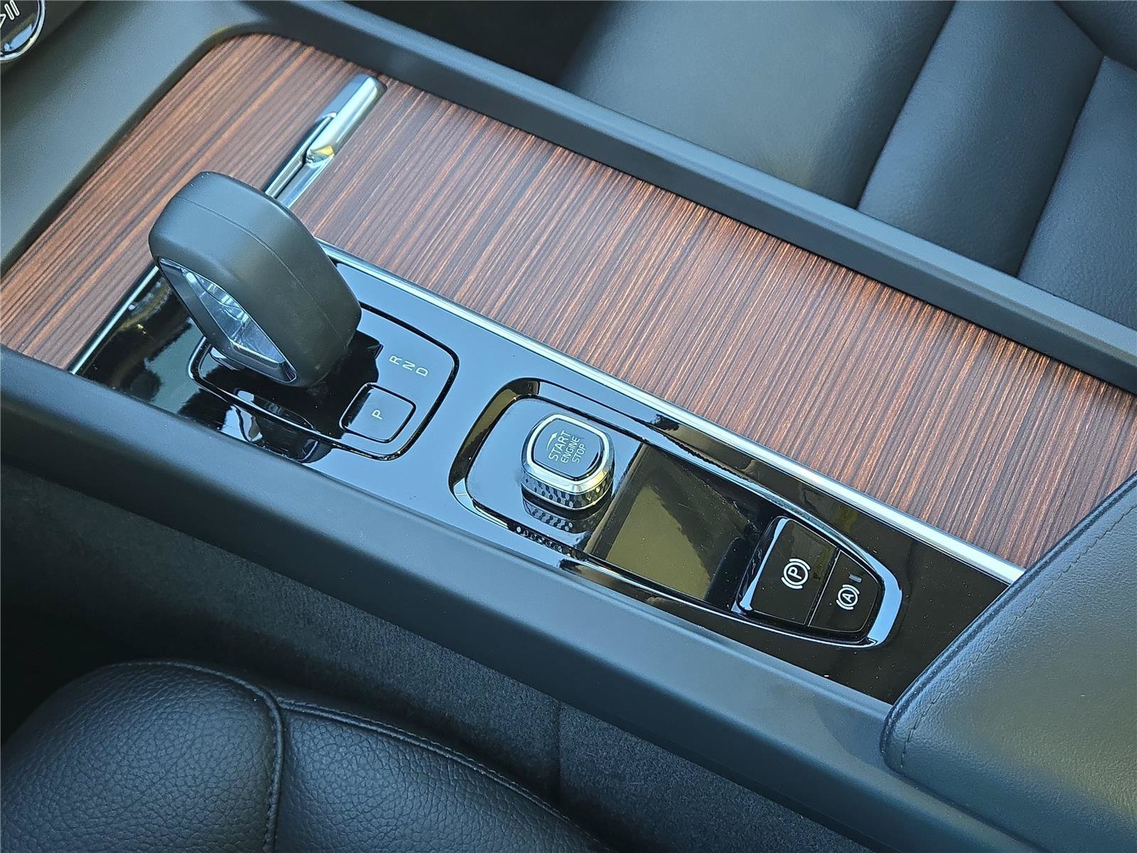 Used 2023 Gray Volvo Plus Dark Theme image 26