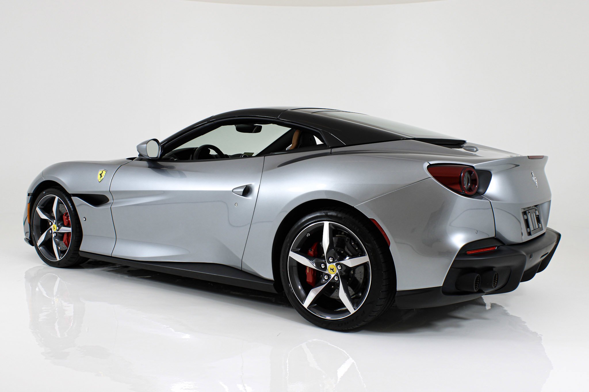 Certified Used 2023 Gray Ferrari  image 7