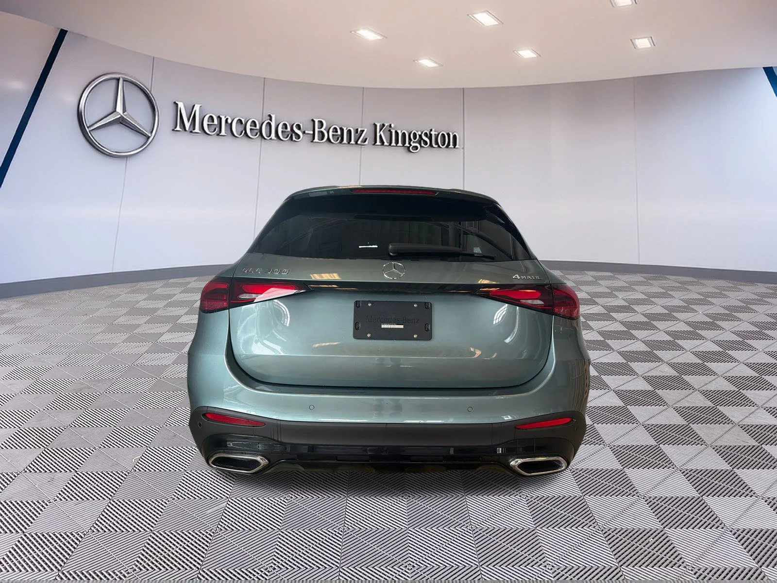 Used 2026 Silver Mercedes-Benz GLC 300 image 6