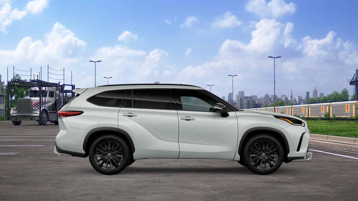 New 2026 Wind Chill Pearl Toyota XSE image 13