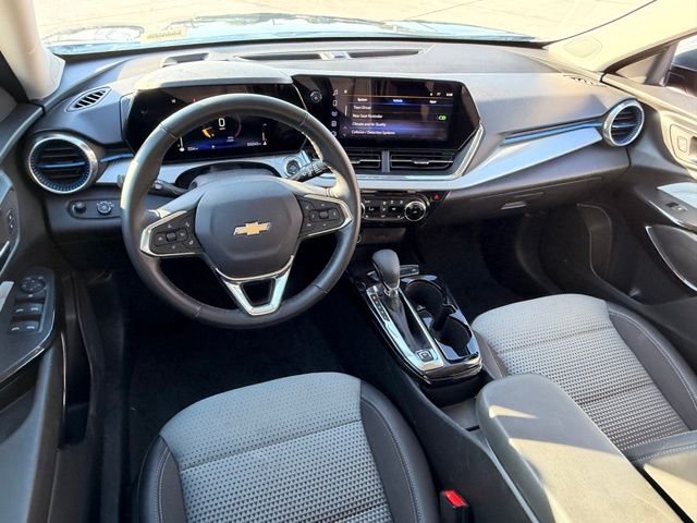 Used 2025 Cypress Chevrolet LT image 9
