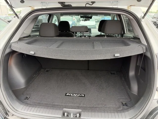 Used 2023 Lunar Hyundai SEL image 10
