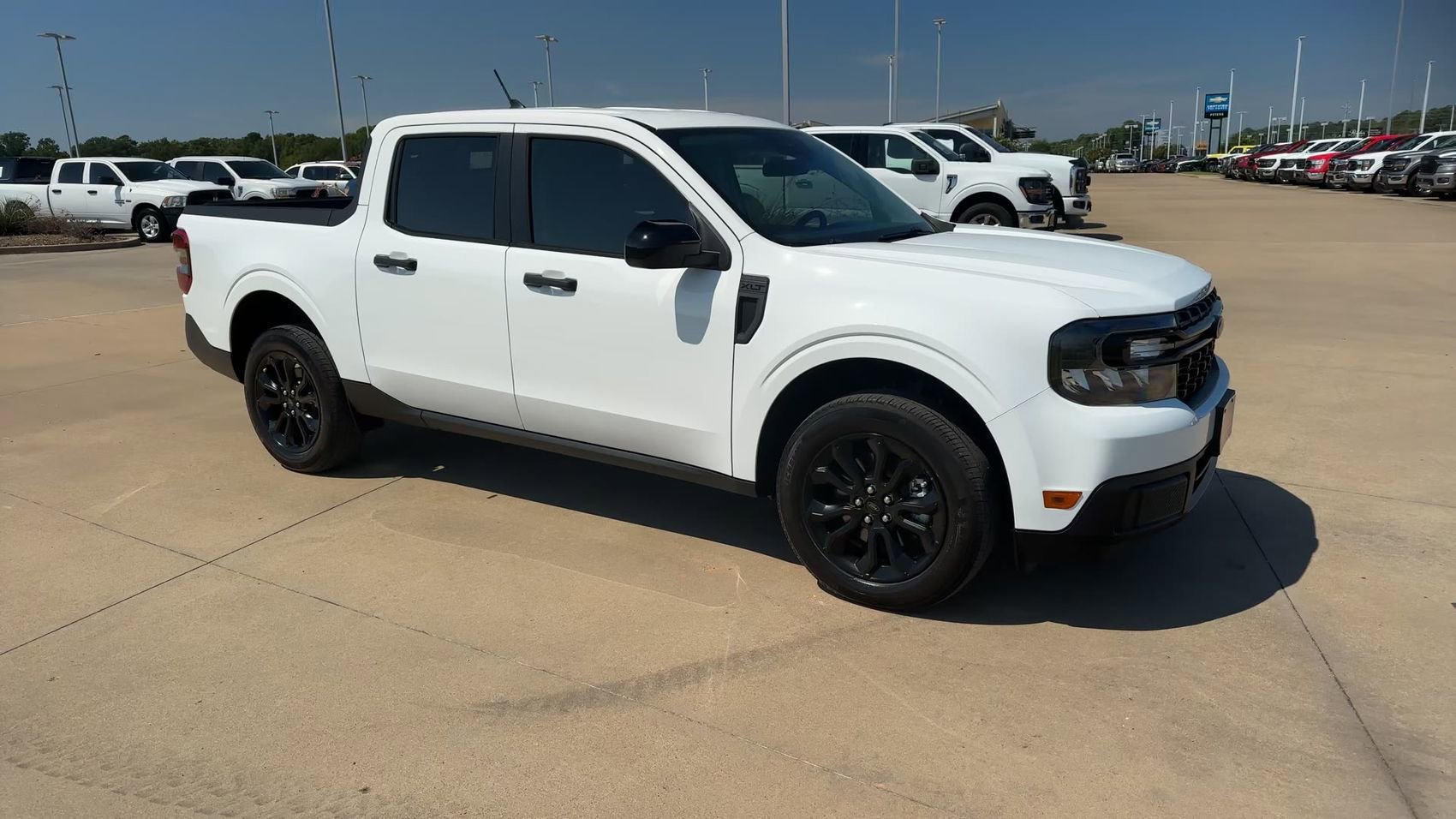 2024 Ford Maverick XLT photo 3