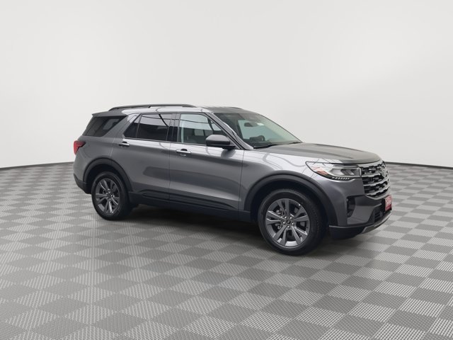Used 2026 Carbonized Gray Metallic Ford Active with 200A Pkg image 43