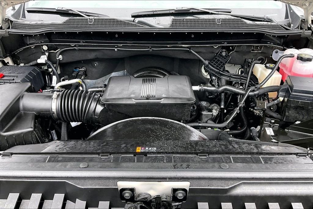 Used 2026 Tan Chevrolet Custom image 31