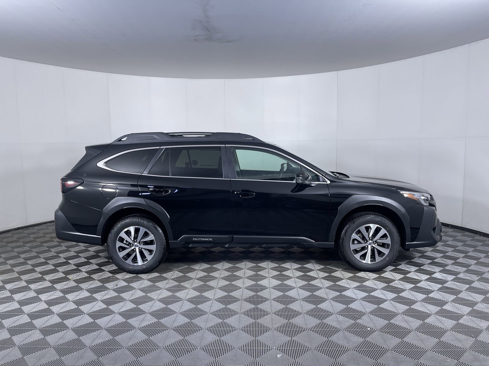 2025 Subaru Outback Premium - Photo 10