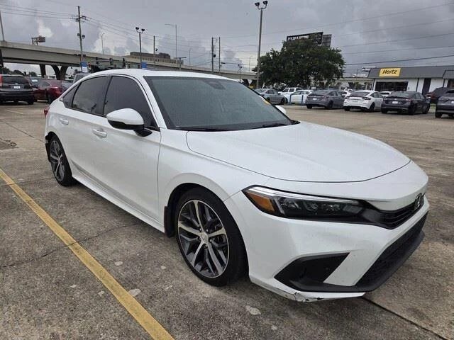 Used 2024 Platinum White Pearl Honda Touring image 6