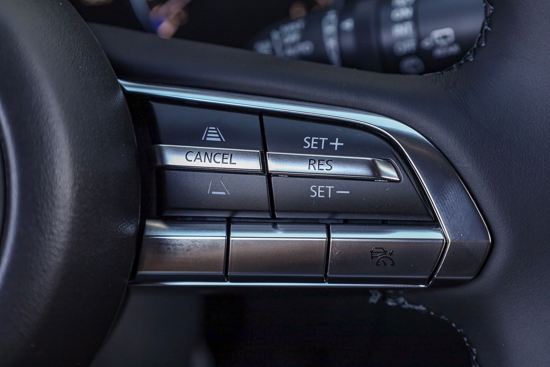 New 2026 Wind Chill Pearl Mazda Preferred AWD image 22