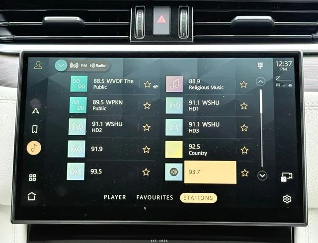 2023 Jaguar F-Pace S - Photo 28
