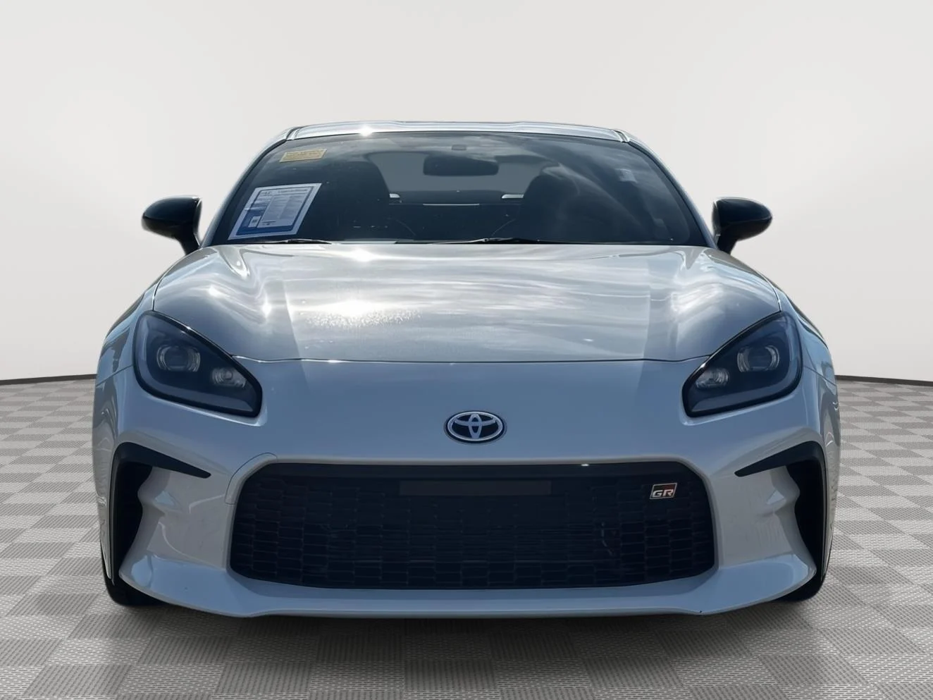 Used 2023 Halo Toyota Premium image 2