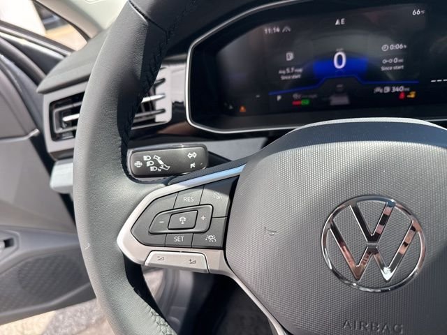 New 2026 Platinum Gray Volkswagen 1.5T SE image 28