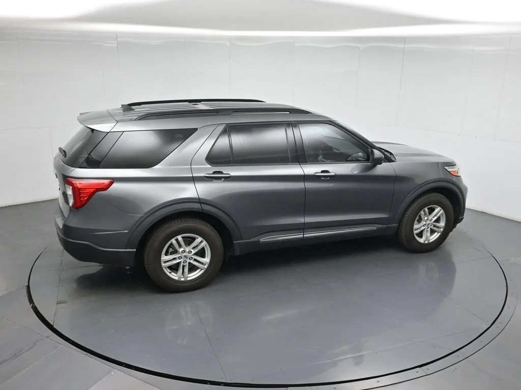 Certified Used 2023 Gray Ford XLT image 14