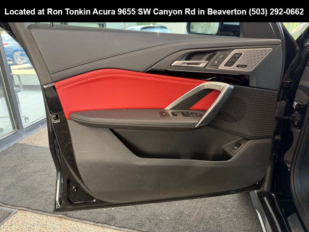 Used 2023 Jet Black BMW xDrive28i image 11